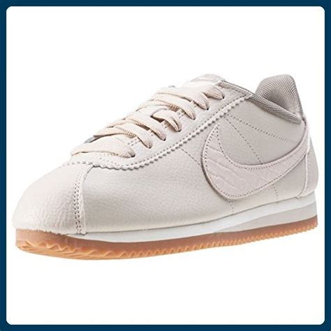 Cremefarben Nike Schuhe 